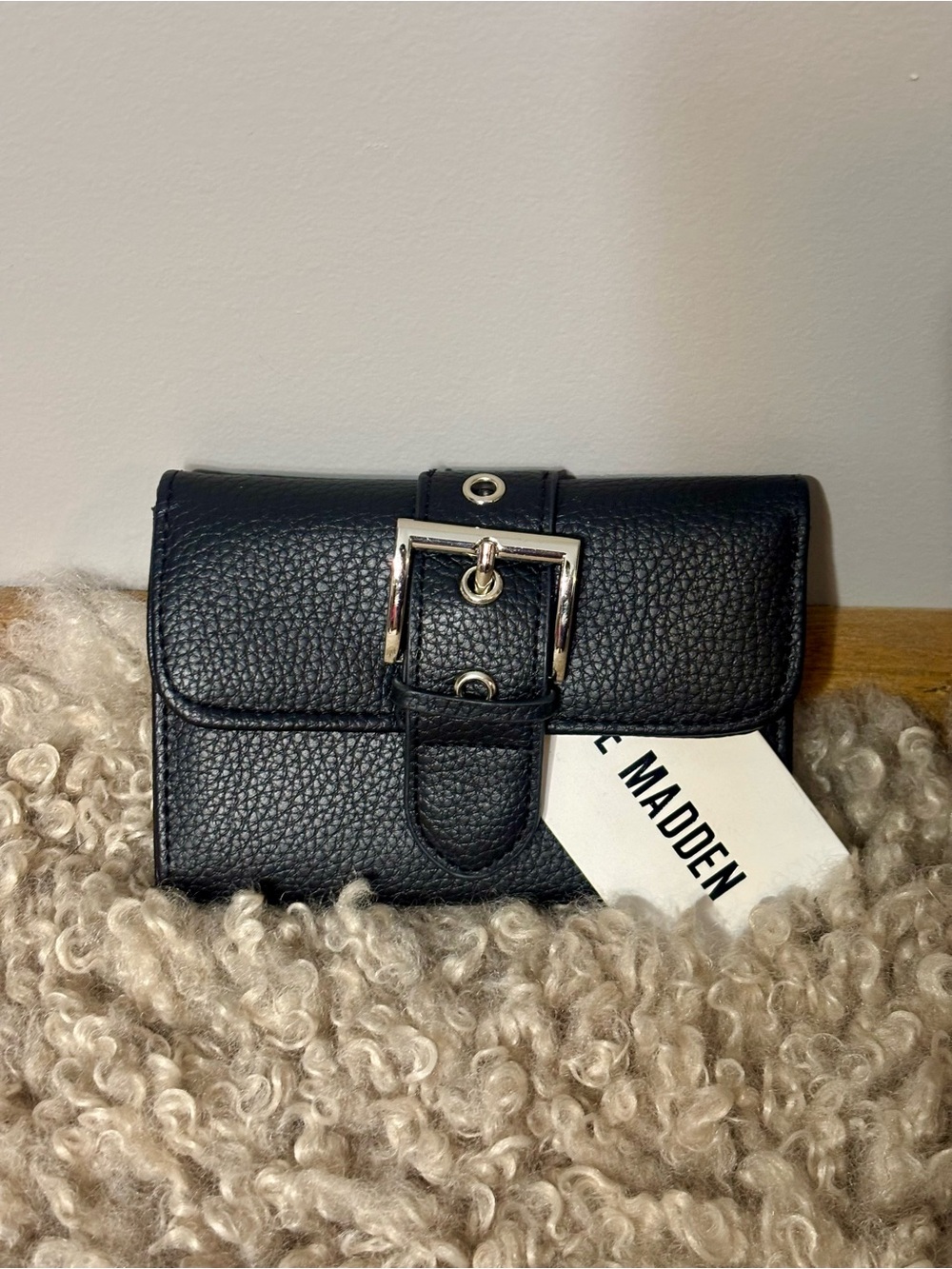 Steve Madden Black Pebbled Faux Leather wallet